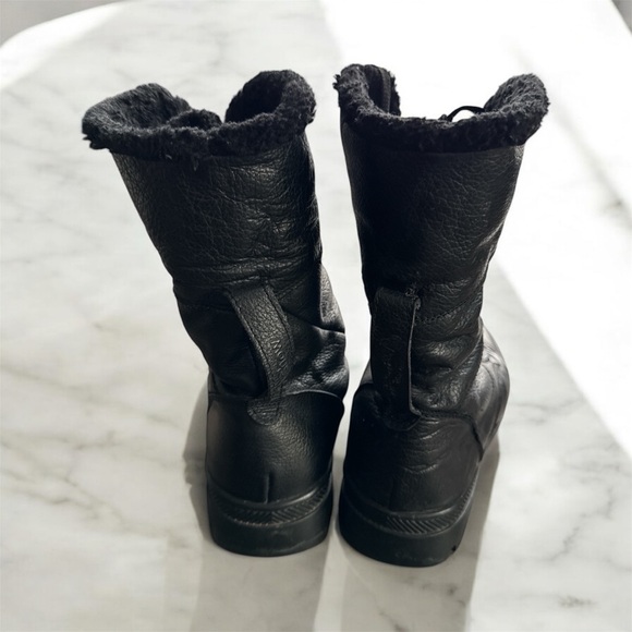 Black Fur-Lined unisex Boots - Picture 5 of 5